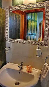 Archontiko Stafilopati Otel Golos